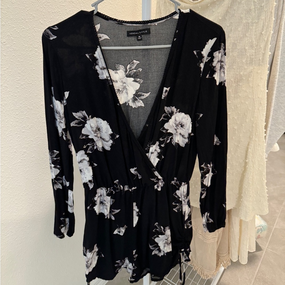 Kendall & Kylie Black and White Floral Romper - Size M